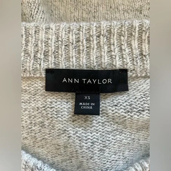 Ann Taylor Bow Sleeve Sweater - Picture 4 of 5
